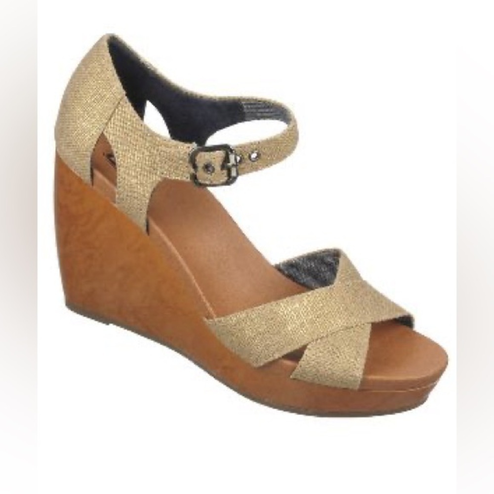 ‼️RARE‼️🎸Dr. Scholl’s🎸🔥NWOT🔥Melody Metallic Strappy Wedge Sandals—7.5